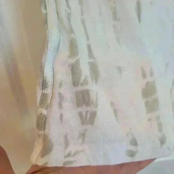 Athleta Women's White/Green Cotton Crew Neck Short Sleeve T-Shirt - Picture 8 of 8